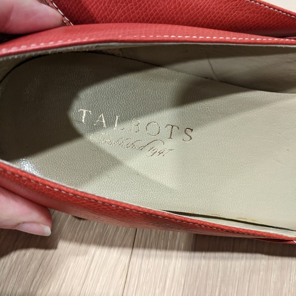 Talbots red leather ballet flats - Picture 11 of 12